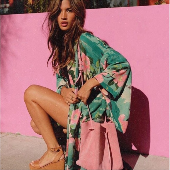 SALE Boutique Boho Crane Front Kimono - Picture 4 of 8